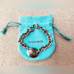 Tiffany & Co. Sterling Silver Please Return to Tiffany Oval Tag Charm Bracelet